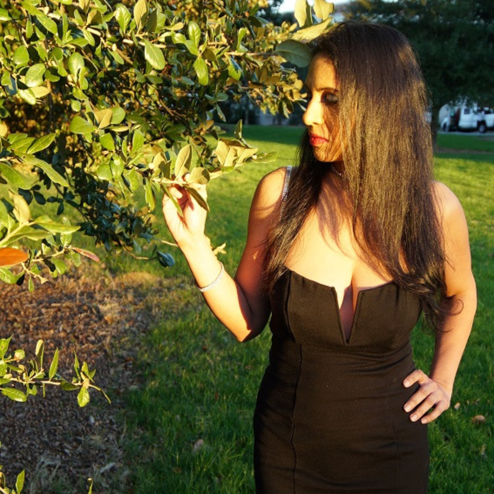 Meet your Posher, Carrie